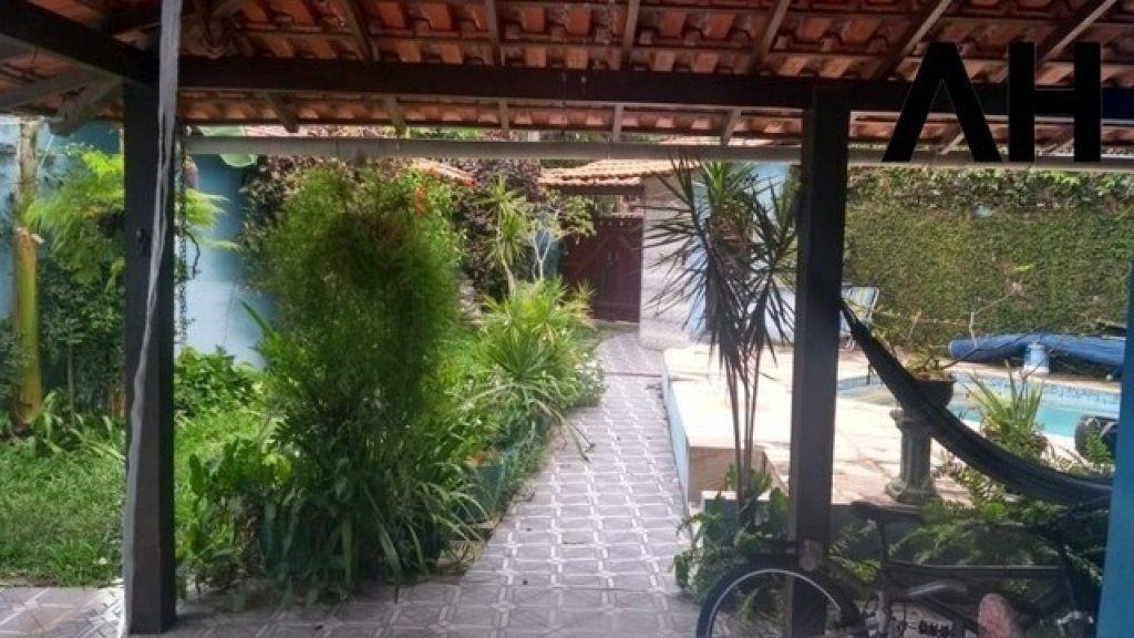 Imagem Casa com 3 Quartos à Venda, 350 m²em Piratininga - Niterói