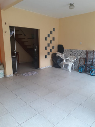 Imagem Casa com 4 Quartos à Venda, 216 m² em Curió-Utinga - Belém