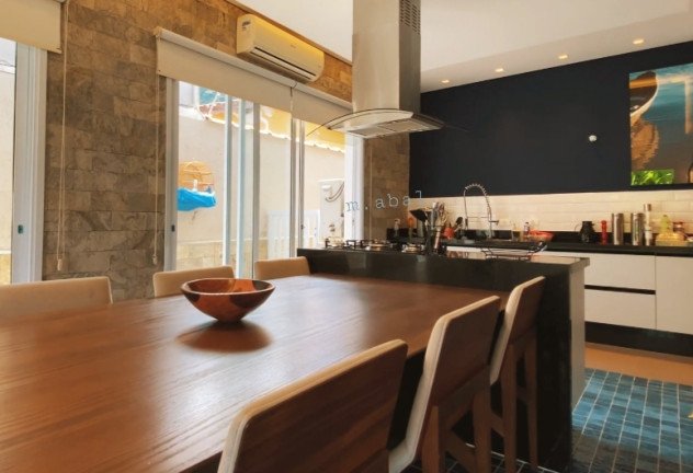 Imagem Casa com 3 Quartos à Venda, 306 m² em Canto do Forte - Praia Grande