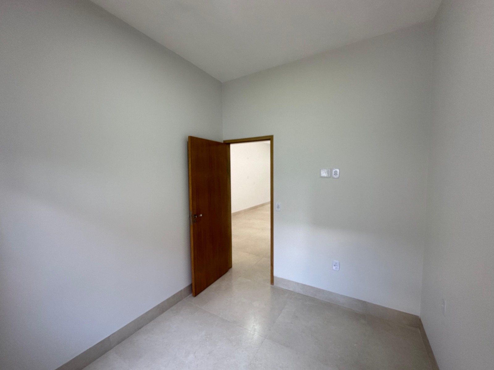 Imagem Casa com 2 Quartos à Venda, 107 m²em Residencial Campos Dourados - Goiânia