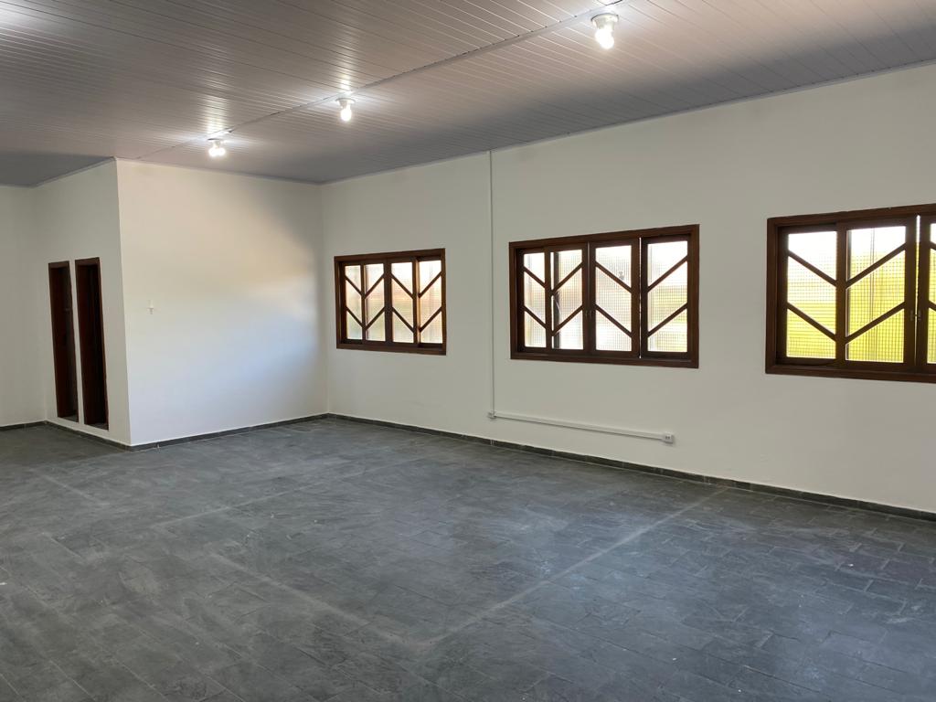Imagem Galpão para Alugar, 1.300 m² em Jardim Henriqueta - Taboão da Serra Imagem Galpão para Alugar, 1.300 m² em Jardim Henriqueta - Taboão da Serra