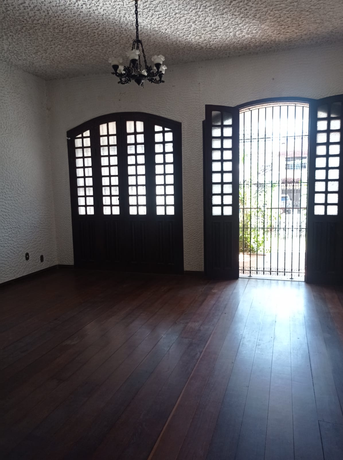 Imagem Casa com 4 Quartos à Venda, 607 m²em Marco - Belém