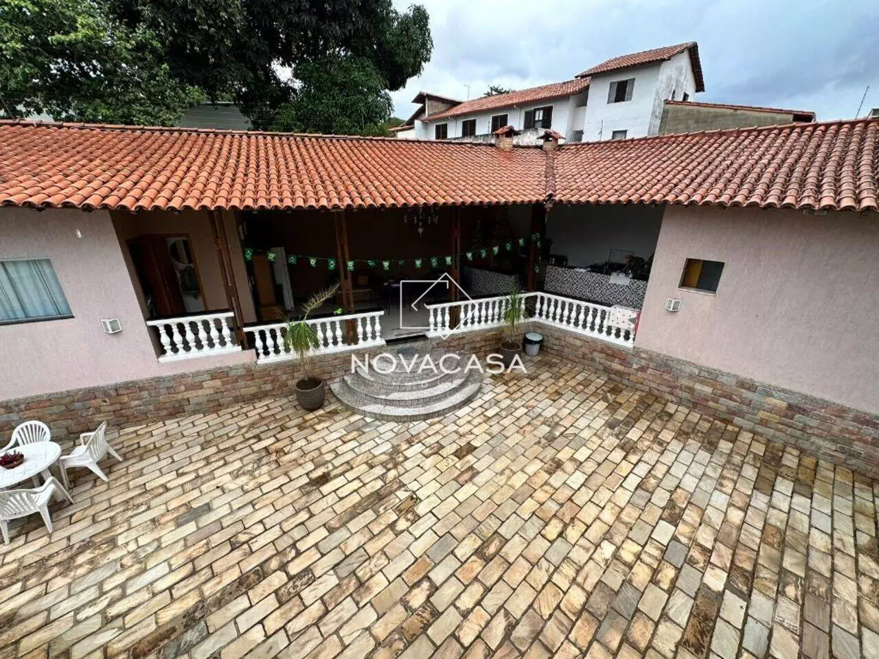 Imagem Casa com 5 Quartos à Venda, 625 m² em Santa Branca - Belo Horizonte Imagem Casa com 5 Quartos à Venda, 625 m² em Santa Branca - Belo Horizonte