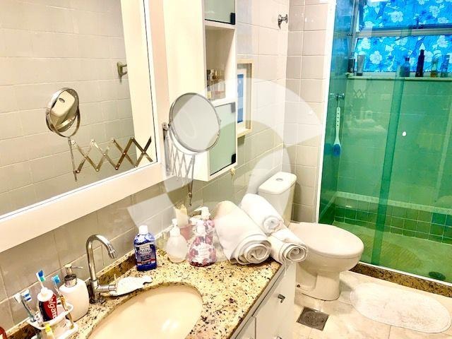 Imagem Apartamento com 3 Quartos à Venda, 120 m² em Icaraí - Niterói Imagem Apartamento com 3 Quartos à Venda, 120 m² em Icaraí - Niterói