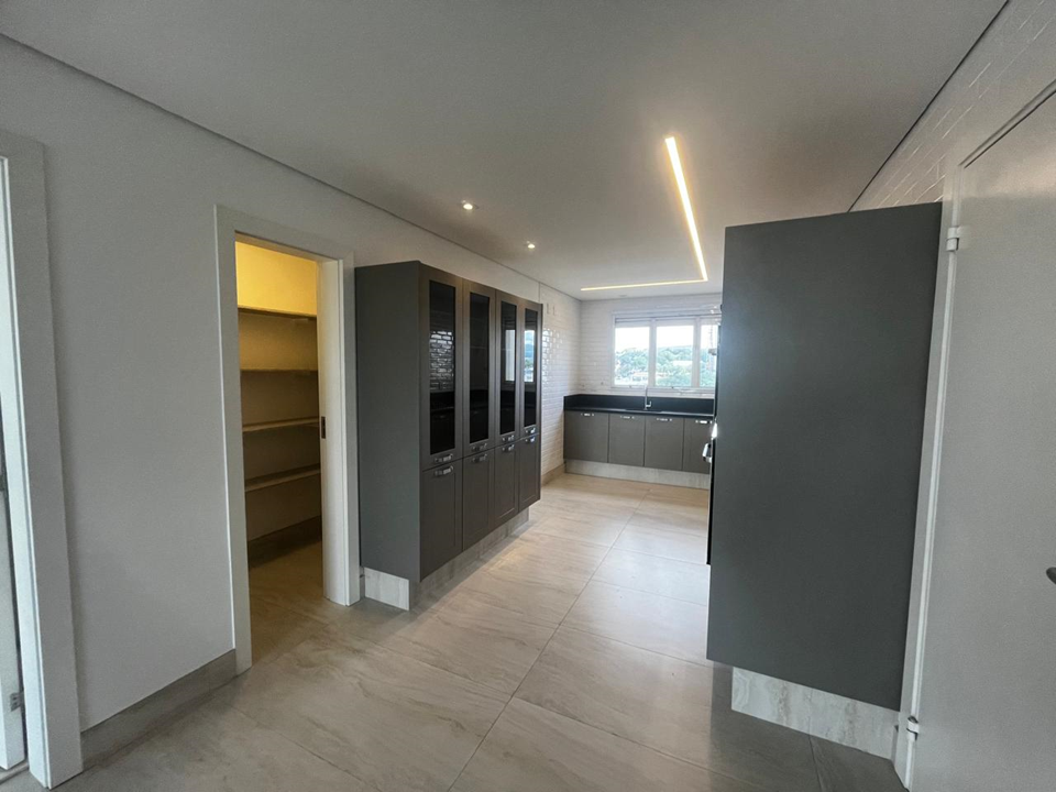 Imagem Apartamento com 4 Quartos à Venda, 296 m² em Anhangabaú - Jundiaí