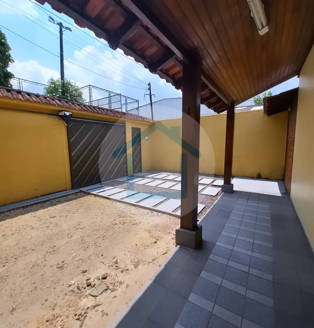 Imagem Casa com 2 Quartos à Venda, 250 m²em Flores - Manaus