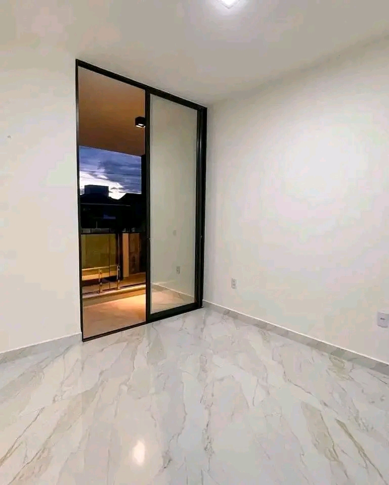 Imagem Casa com 4 Quartos à Venda, 134 m²em Guaribas  - Eusebio 