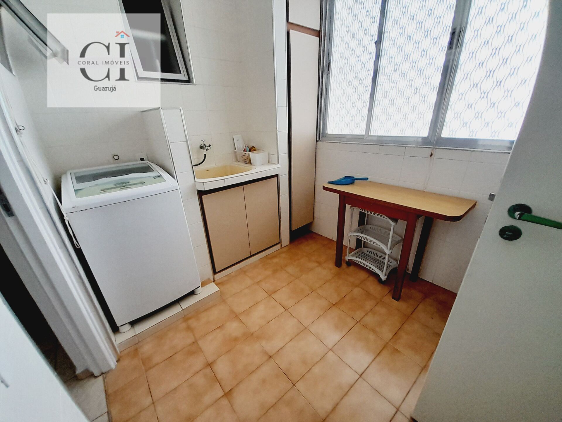 Imagem Apartamento com 3 Quartos à Venda, 95 m² em Pitangueiras - Guarujá