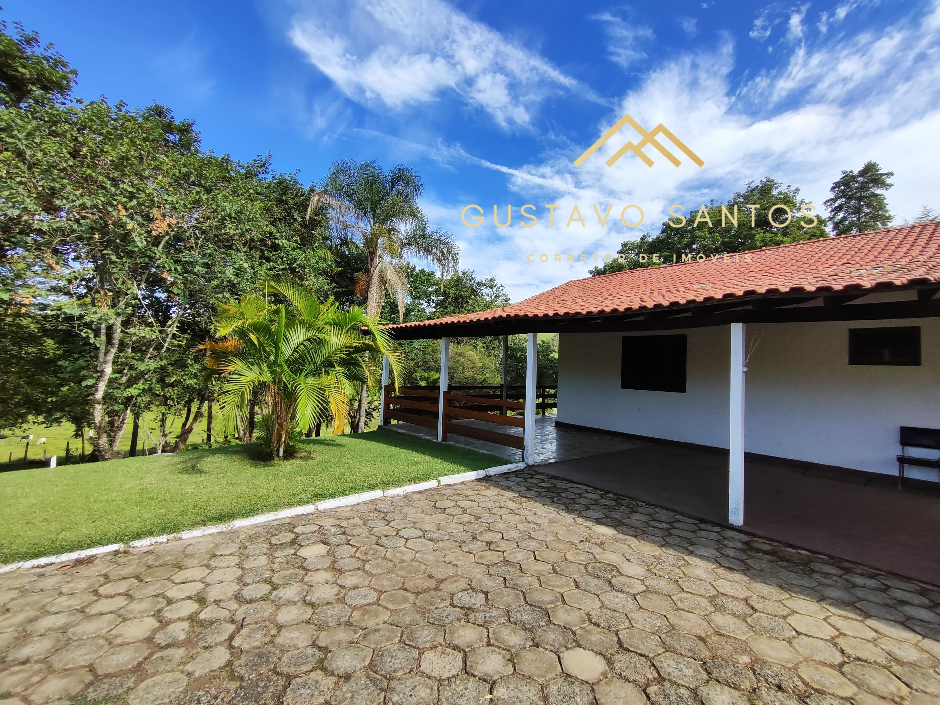Imagem Chácara com 3 Quartos à Venda, 150 m²em Centro - Piranguinho