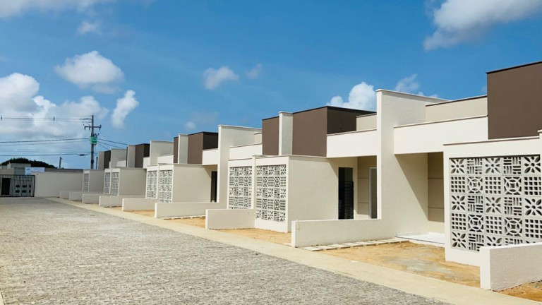 Imagem Casa de Condomínio com 2 Quartos à Venda, 77 m² em Nova Parnamirim - Parnamirim