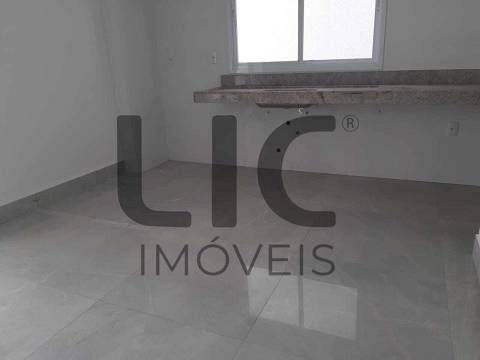Imagem Casa com 3 Quartos à Venda, 176 m²em Jardim Mirabel - Goiânia