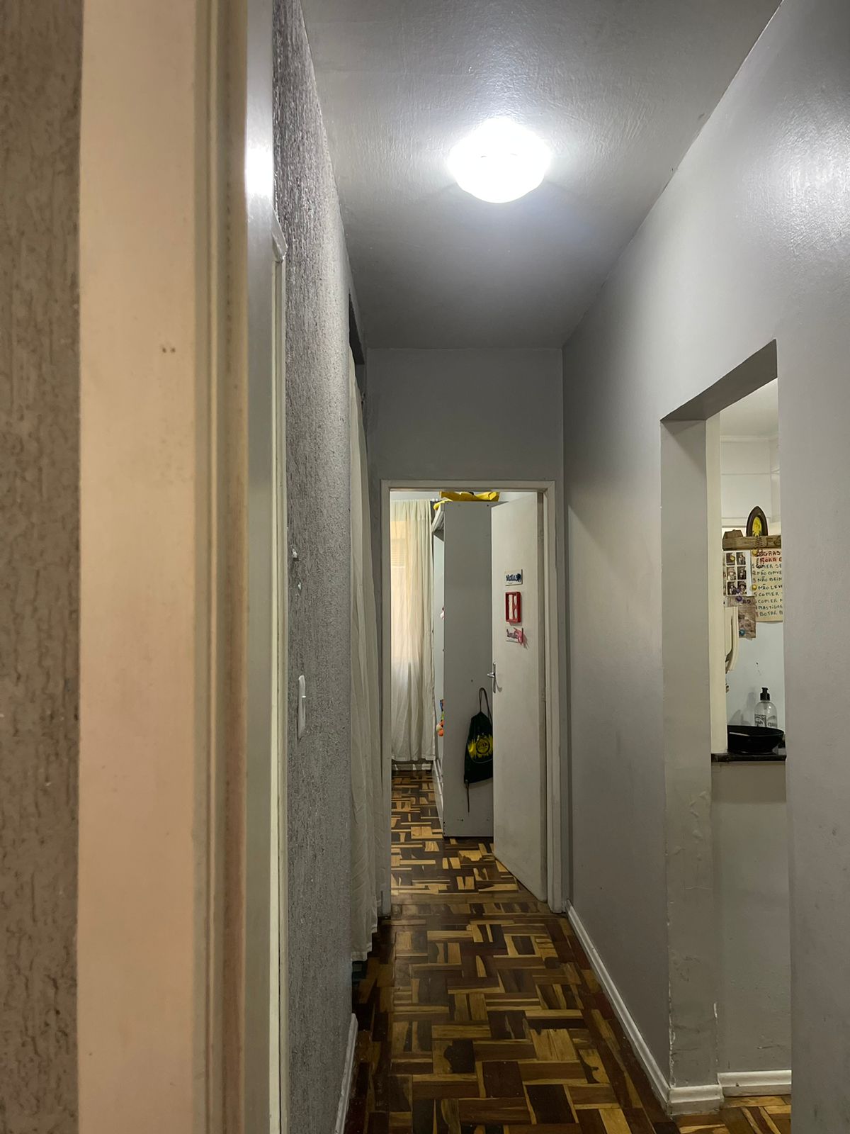 Imagem Apartamento com 2 Quartos à Venda, 68 m²em Vila Ipiranga - Porto Alegre