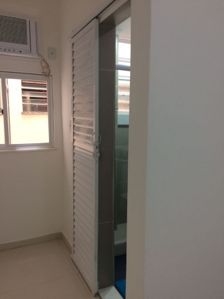 Imagem Apartamento com 2 Quartos à Venda, 72 m² em Copacabana - Rio de Janeiro