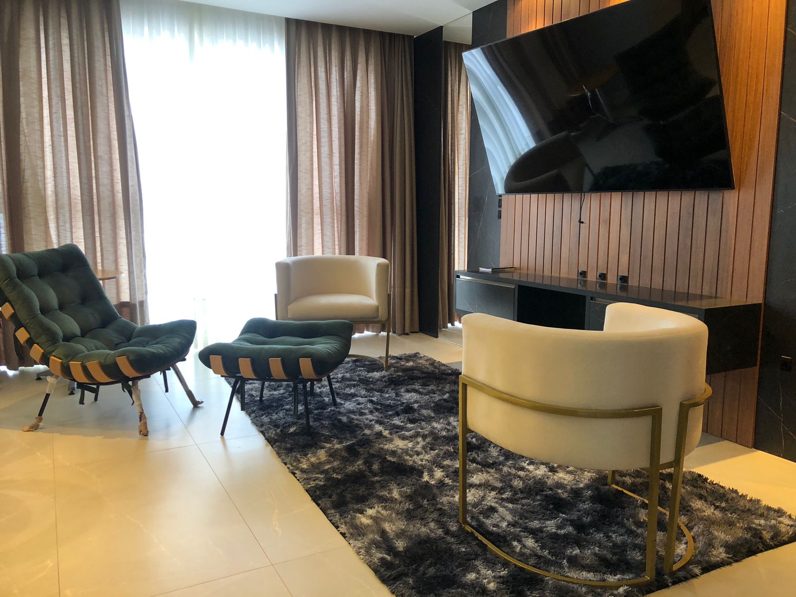 Imagem Apartamento com 3 Quartos à Venda, 143 m²em Centro - Balneário Camboriú