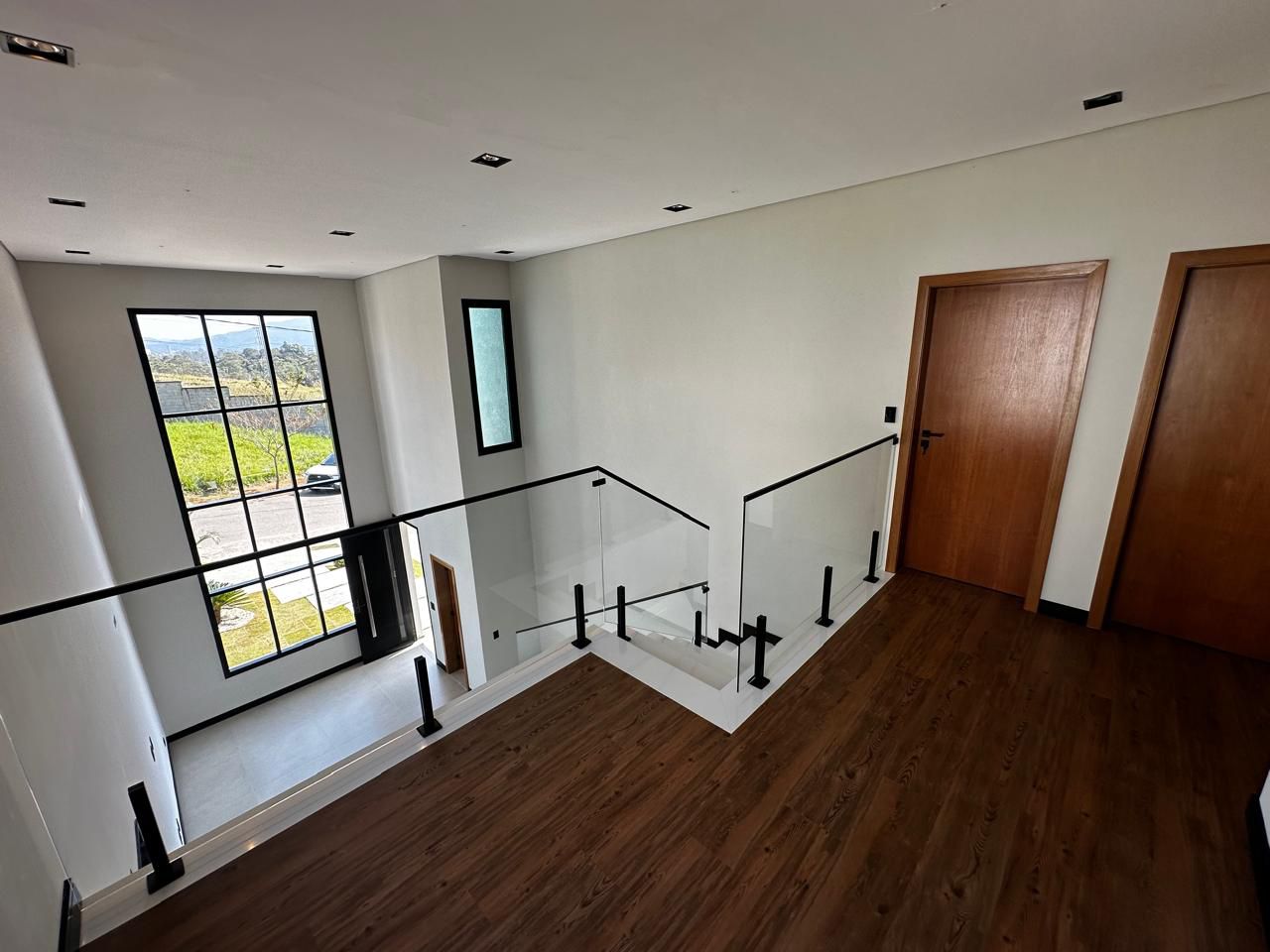 Imagem Casa de Condomínio com 4 Quartos à Venda, 234 m²em Cézar de Souza - Mogi das Cruzes Imagem Casa de Condomínio com 4 Quartos à Venda, 234 m²em Cézar de Souza - Mogi das Cruzes
