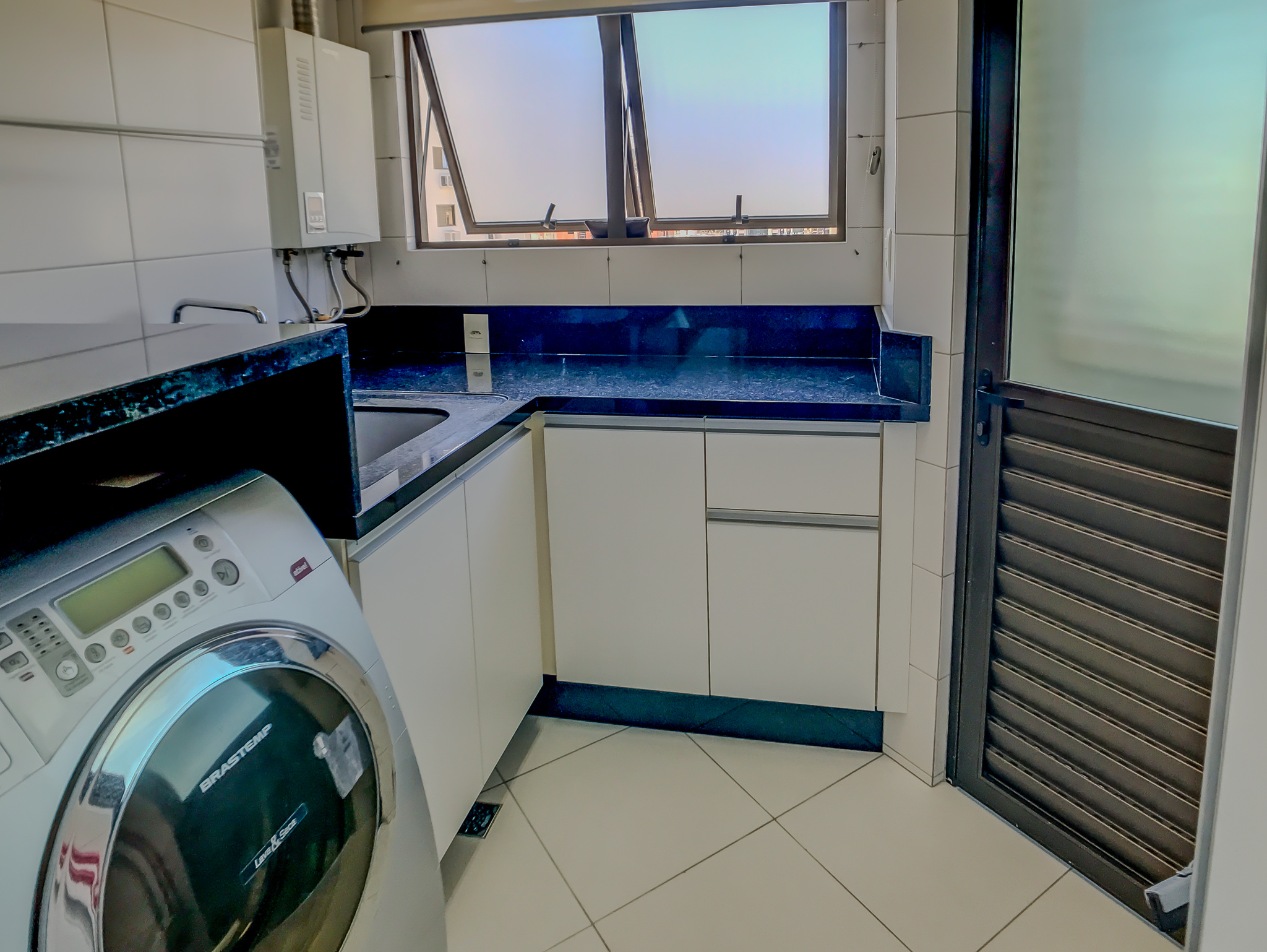 Imagem Apartamento com 3 Quartos à Venda, 96 m²em Centro - Criciúma