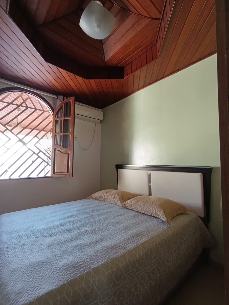 Imagem Casa com 4 Quartos à Venda, 240 m²em Marambaia - Belém