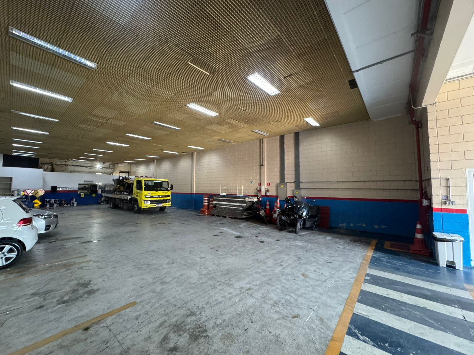Galpão para Alugar, 980 m² em Jardim do Luar (Fazendinha) - Santana de Parnaíba