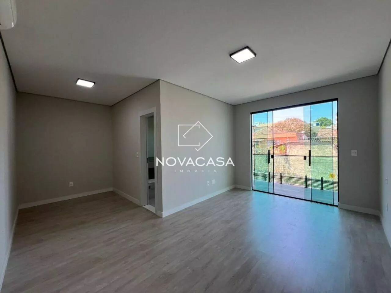 Imagem Casa com 4 Quartos à Venda, 150 m² em Planalto - Belo Horizonte