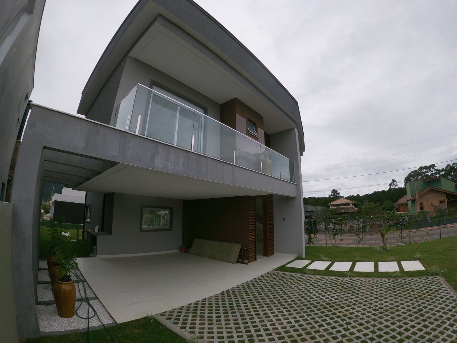 Imagem Casa de Condomínio com 3 Quartos à Venda, 212 m²em São João do Rio Vermelho - Florianópolis