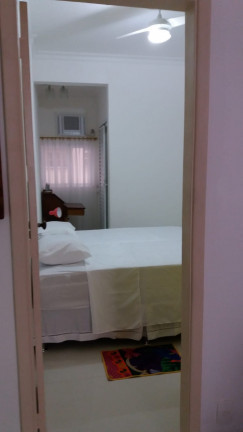 Imagem Apartamento com 2 Quartos à Venda, 72 m² em Copacabana - Rio de Janeiro