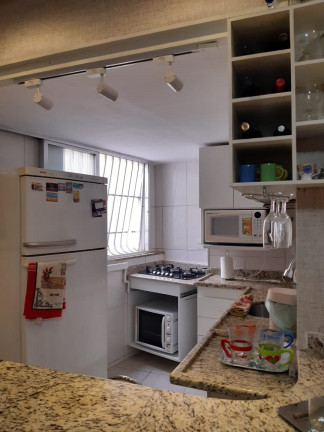Imagem Apartamento com 2 Quartos à Venda, 65 m² em Copacabana - Rio de Janeiro