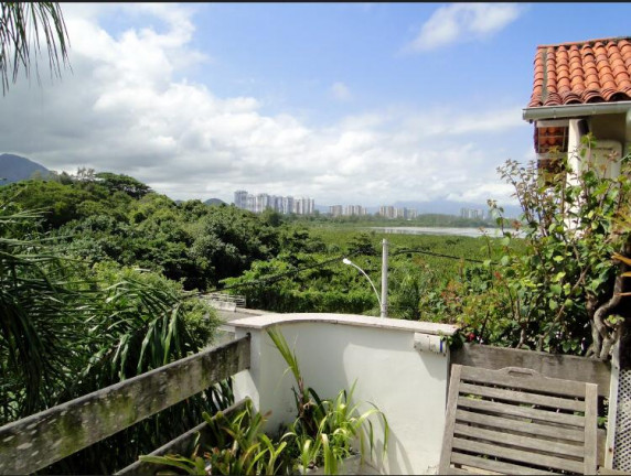 Imagem Casa com 3 Quartos à Venda, 250 m² em Recreio dos Bandeirantes - Rio de Janeiro Imagem Casa com 3 Quartos à Venda, 250 m² em Recreio dos Bandeirantes - Rio de Janeiro