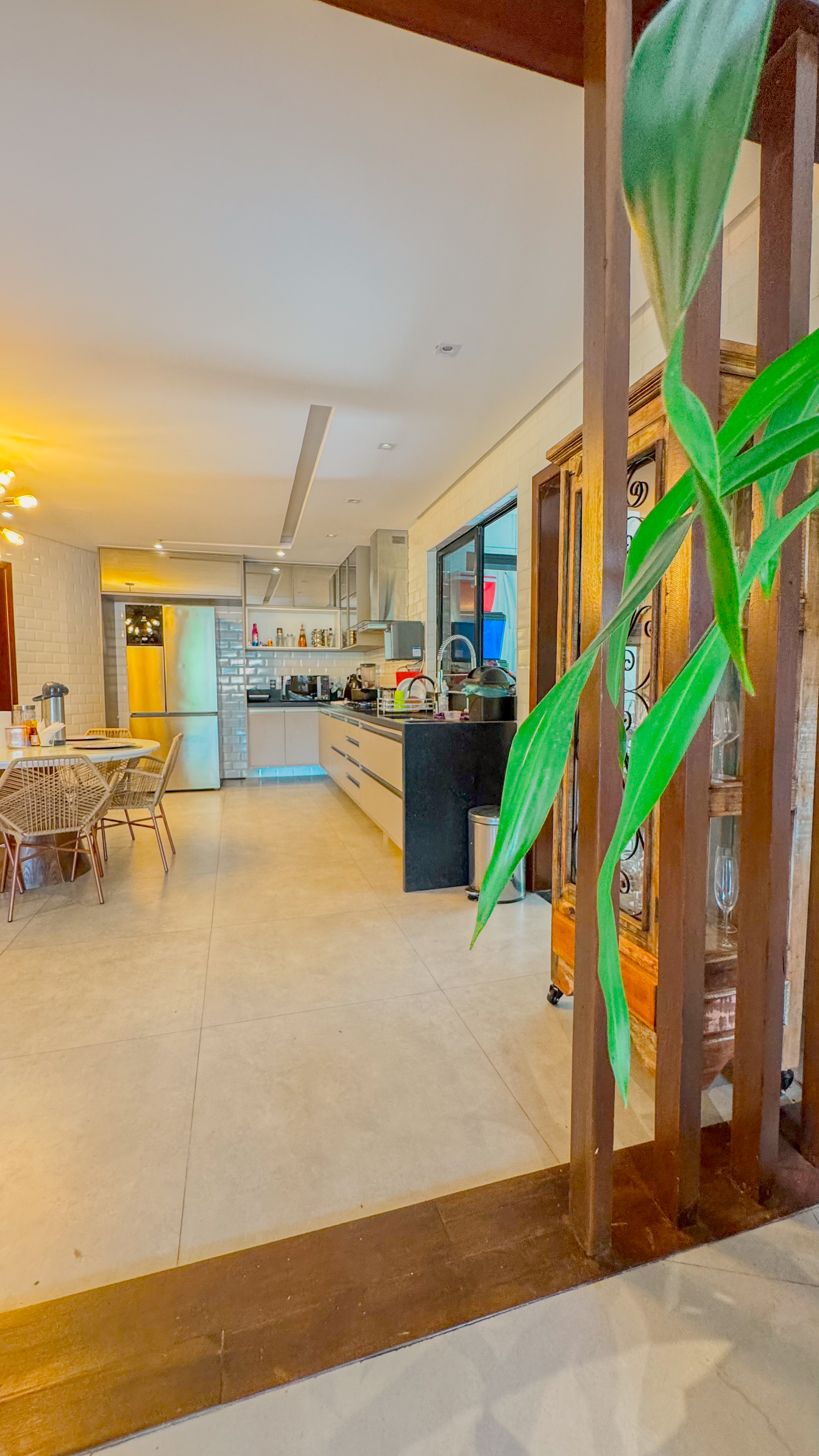 Imagem Casa de Condomínio com 7 Quartos à Venda, 660 m² em Portão - Lauro de Freitas