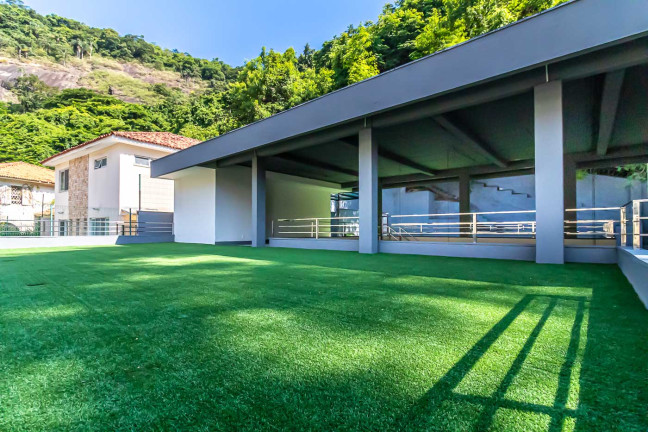 Casa com 6 Quartos à Venda, 677 m²em Laranjeiras - Rio de Janeiro