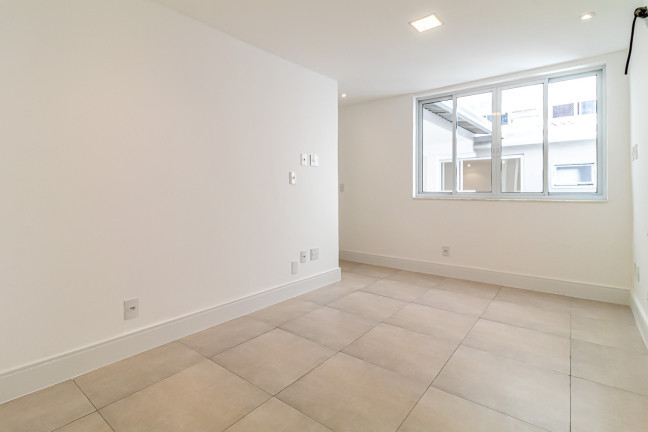 Imagem Casa de Vila com 4 Quartos à Venda, 234 m² em Catete - Rio de Janeiro