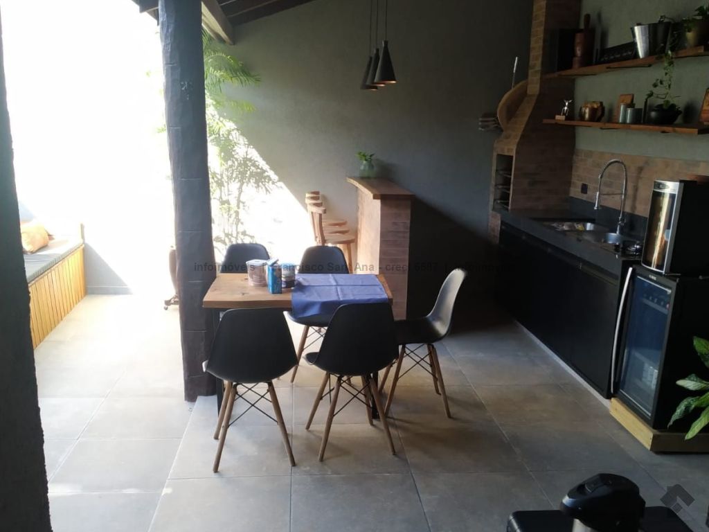 Imagem Casa com 2 Quartos à Venda, 152 m²em Los Angeles - Campo Grande