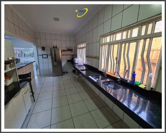 Imagem Casa de Condomínio com 4 Quartos à Venda, 440 m²em Setor Habitacional Arniqueira (Águas Claras) - Brasília Imagem Casa de Condomínio com 4 Quartos à Venda, 440 m²em Setor Habitacional Arniqueira (Águas Claras) - Brasília