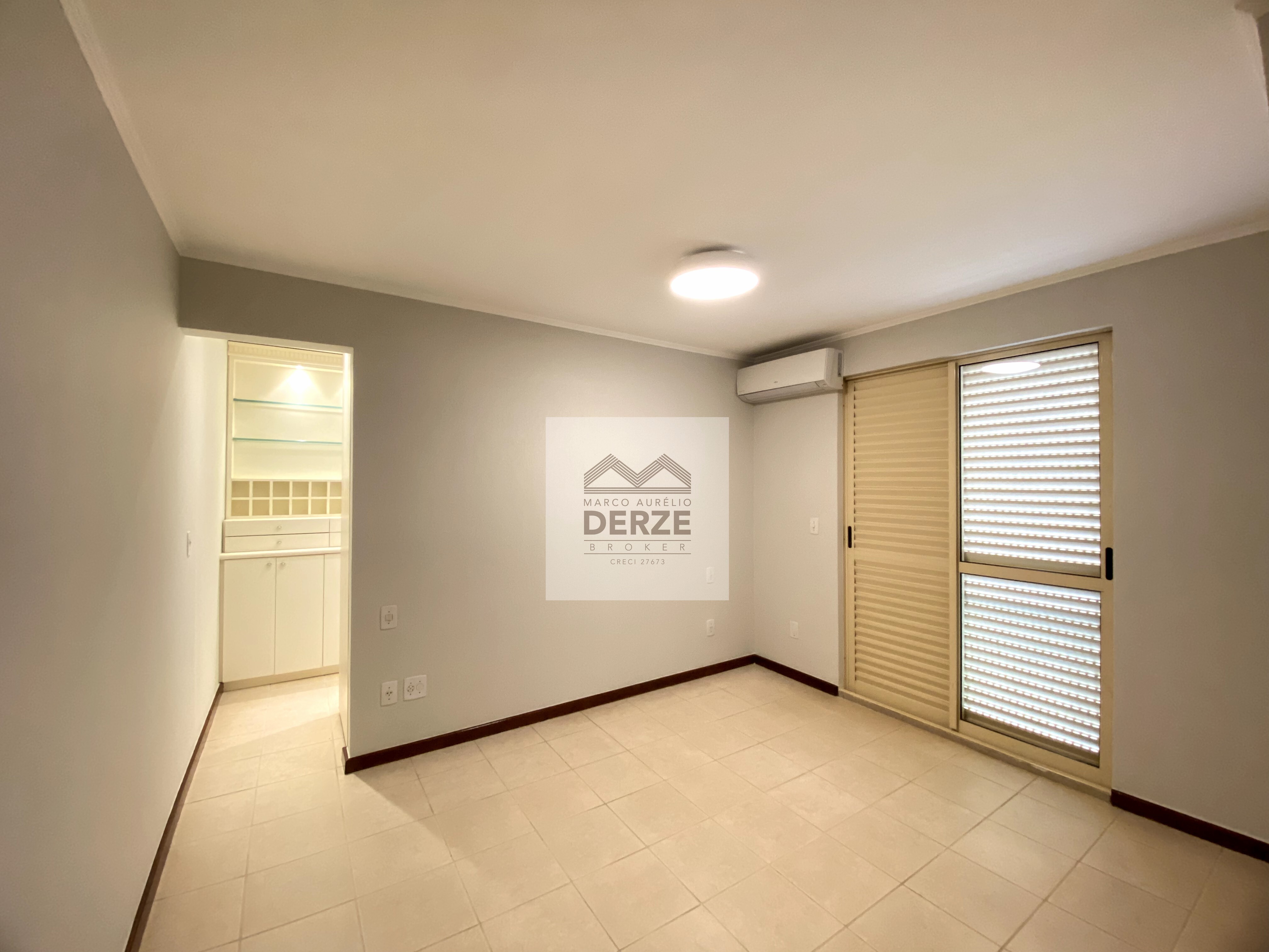 Imagem Apartamento com 4 Quartos à Venda, 165 m²em Fundinho - Uberlândia