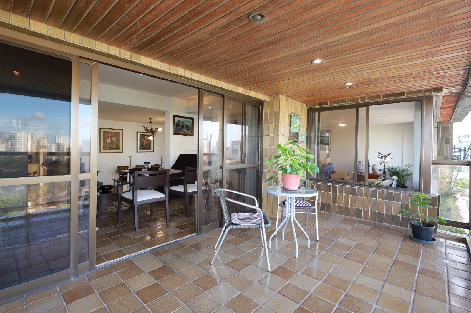 Imagem Apartamento com 4 Quartos à Venda, 260 m²em Poço - Recife