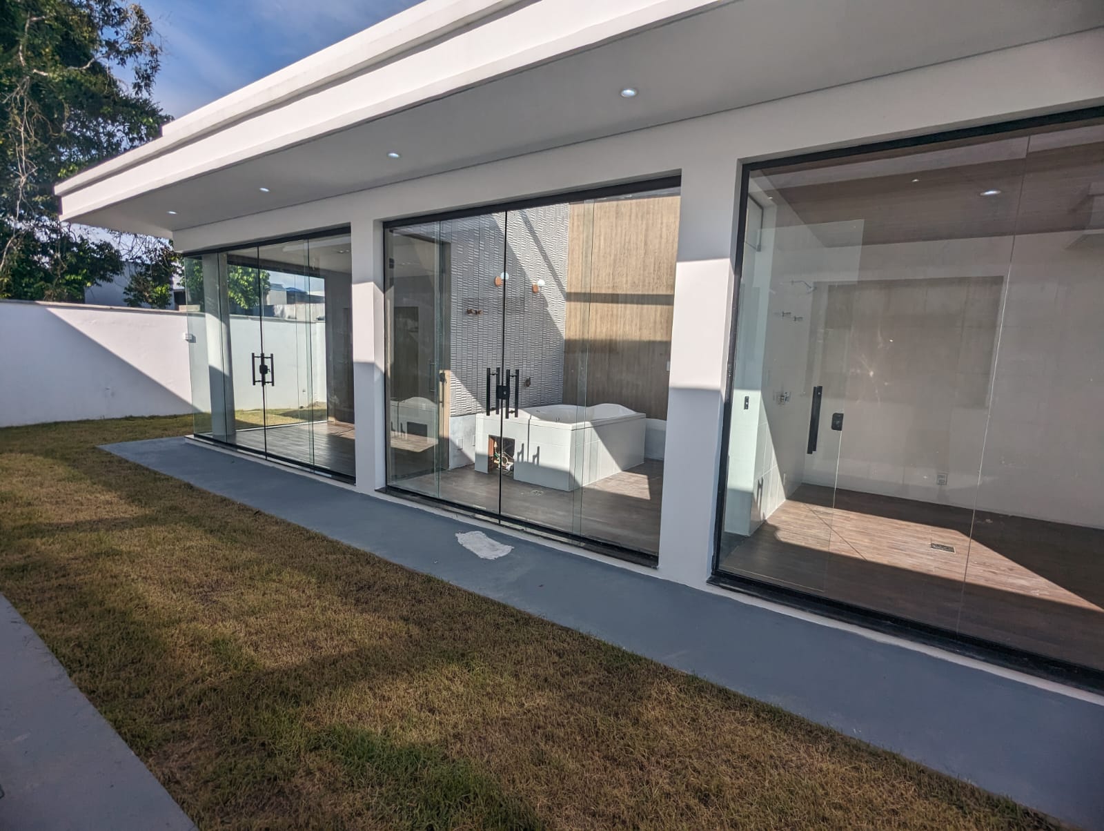 Imagem Casa de Condomínio com 3 Quartos à Venda, 290 m²em Ponta Negra - Manaus Imagem Casa de Condomínio com 3 Quartos à Venda, 290 m²em Ponta Negra - Manaus