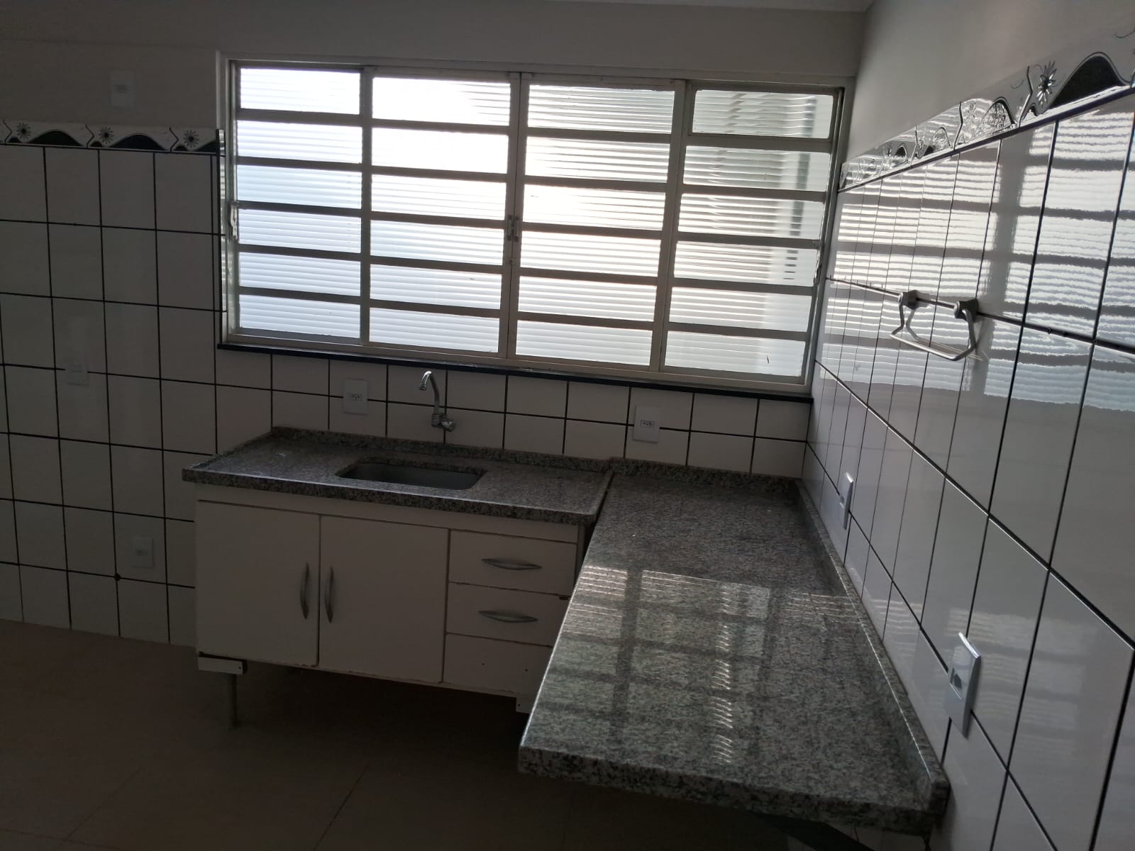 Imagem Casa com 2 Quartos à Venda, 112 m² em Jardim Carolina - Bauru Imagem Casa com 2 Quartos à Venda, 112 m² em Jardim Carolina - Bauru