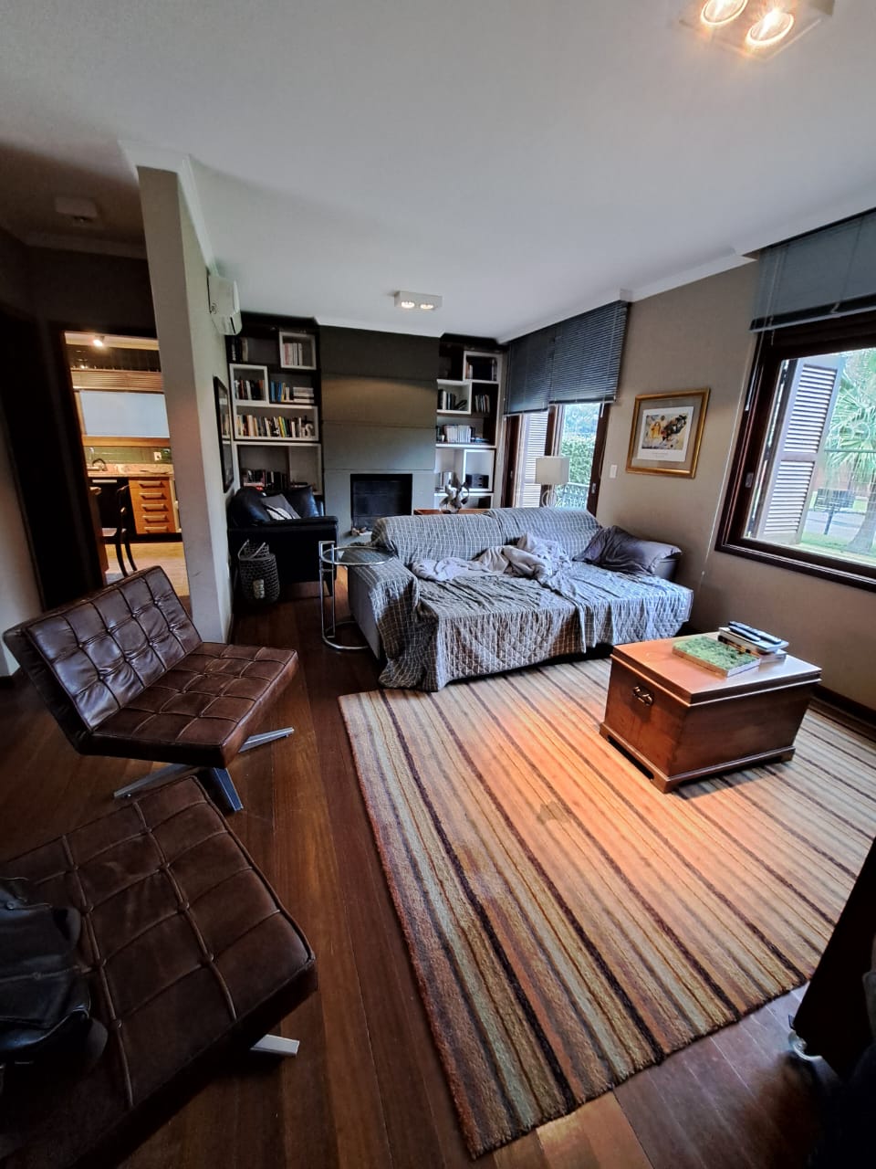Imagem Casa com 3 Quartos à Venda, 300 m²em Laranjal - Pelotas