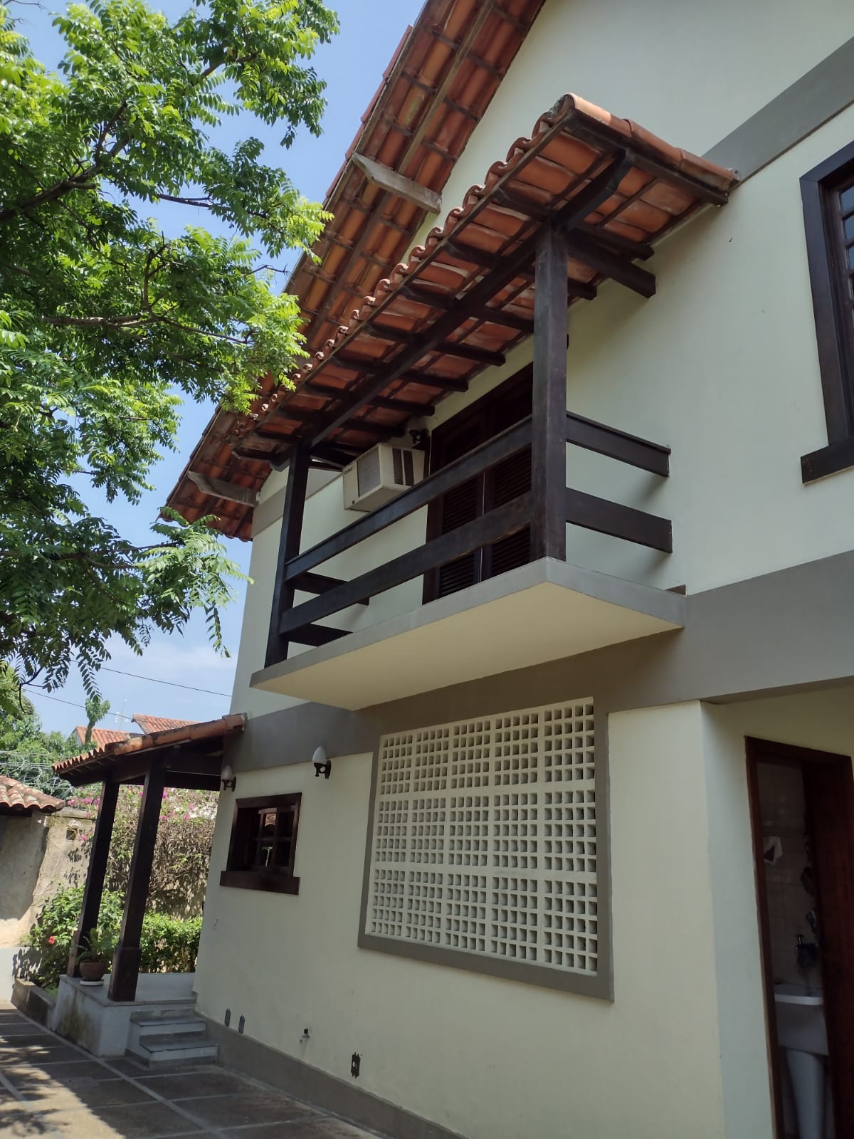 Imagem Casa com 4 Quartos à Venda, 442 m²em Piratininga - Niterói Imagem Casa com 4 Quartos à Venda, 442 m²em Piratininga - Niterói