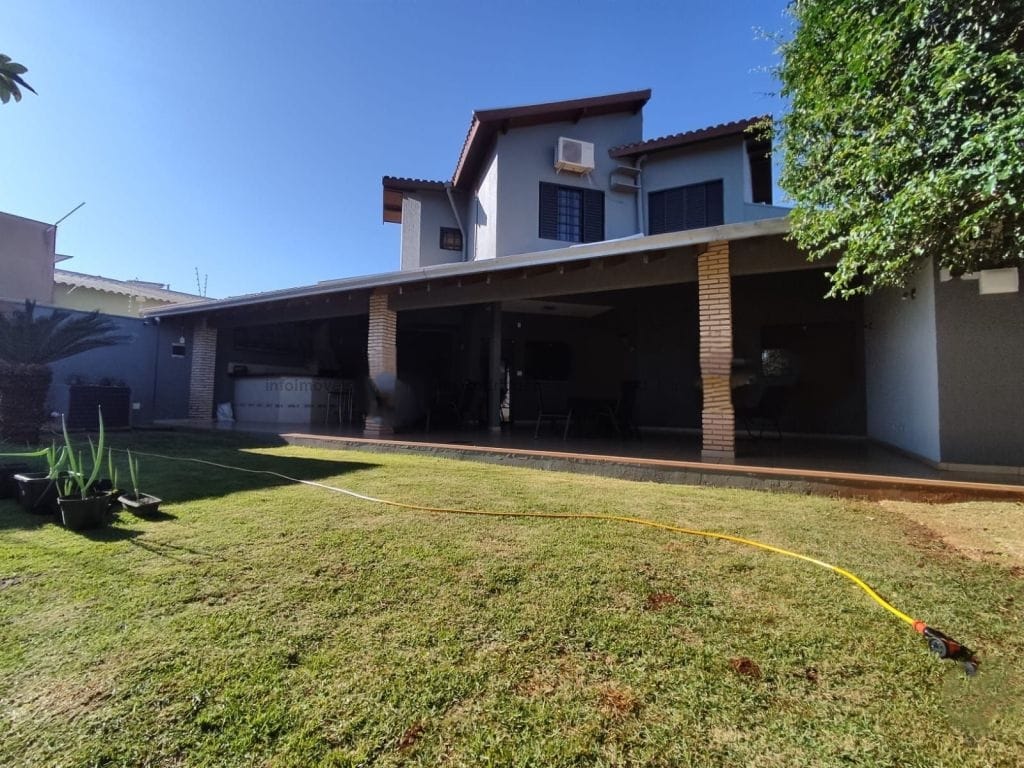 Imagem Sobrado com 4 Quartos à Venda, 254 m²em Parque Residencial Rita Vieira - Campo Grande Imagem Sobrado com 4 Quartos à Venda, 254 m²em Parque Residencial Rita Vieira - Campo Grande