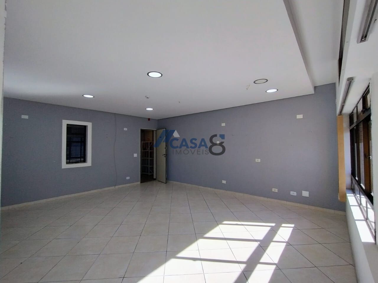 Imagem Sala Comercial à Venda, 43 m² em Rebouças - Curitiba Imagem Sala Comercial à Venda, 43 m² em Rebouças - Curitiba