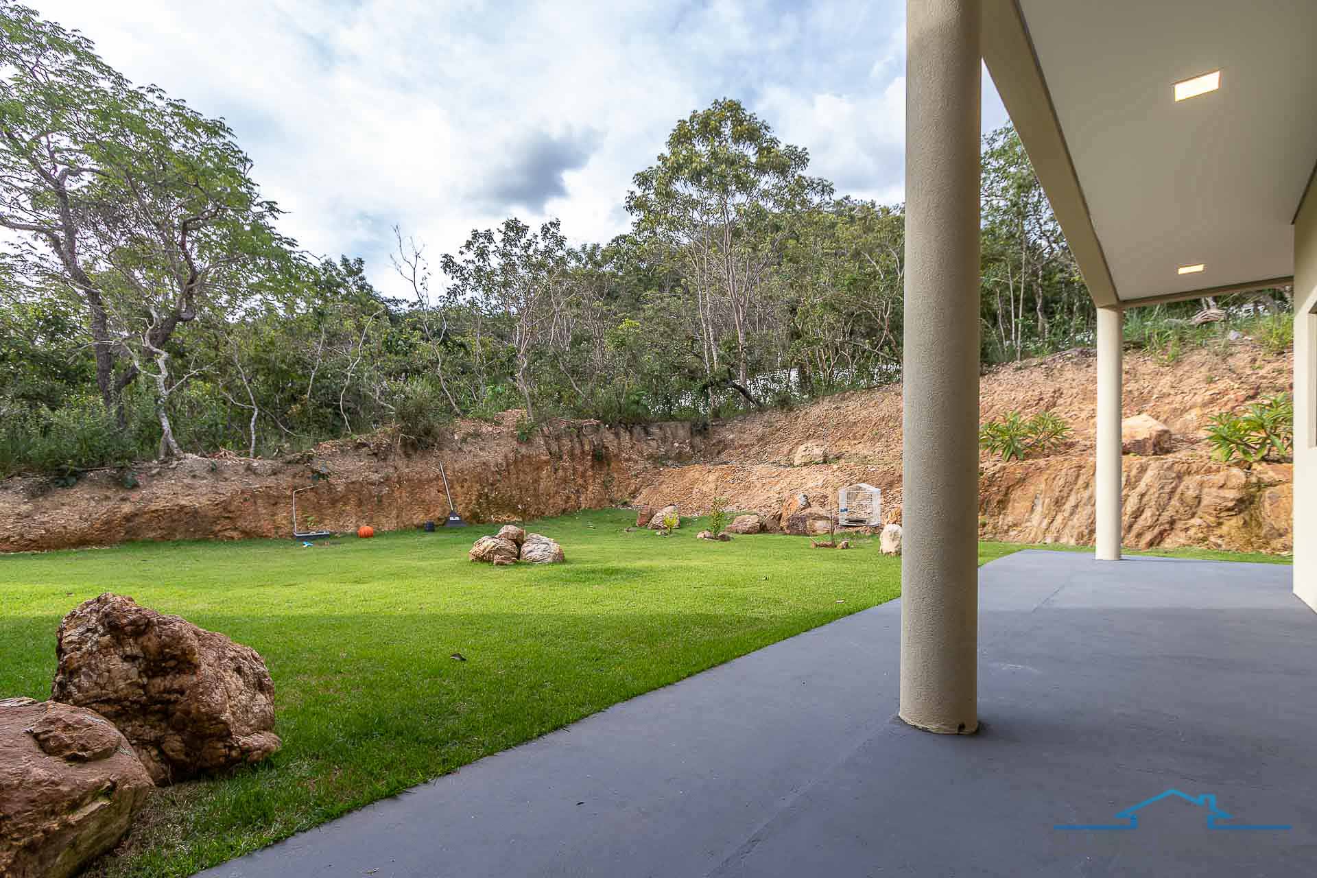 Imagem Casa de Condomínio com 3 Quartos à Venda, 240 m² em Setor Habitacional Tororó (Jardim Botânico) - Brasília
