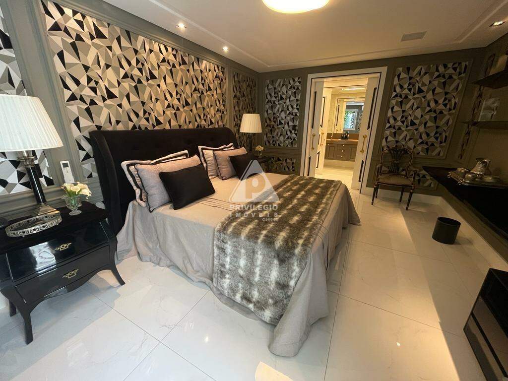 Imagem Cobertura com 6 Quartos à Venda, 558 m²em Copacabana - Rio de Janeiro
