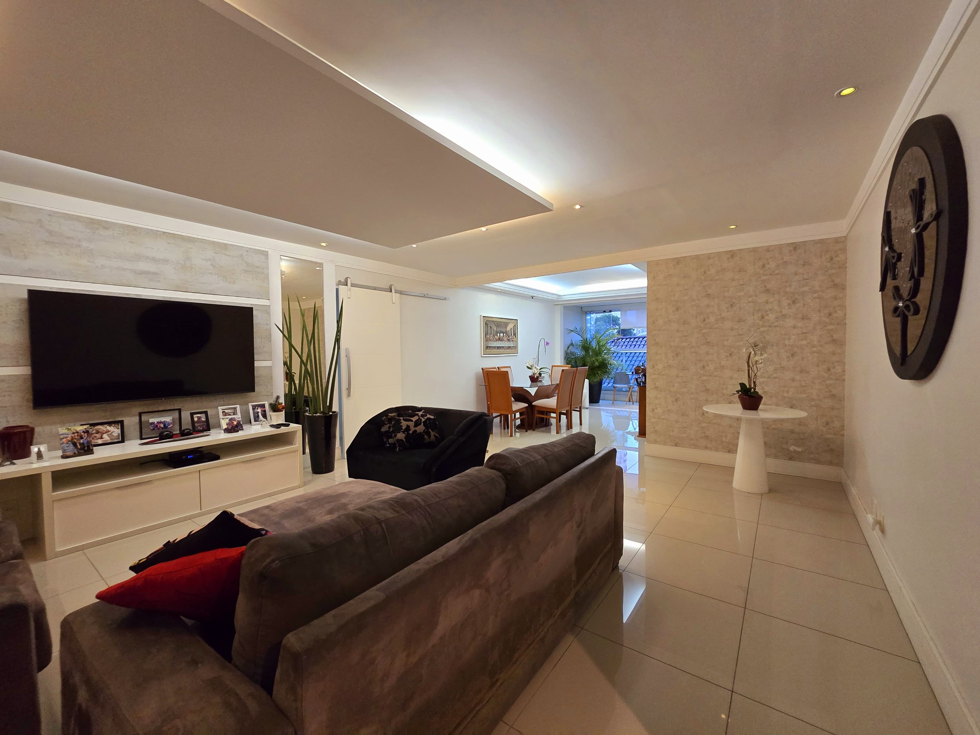 Imagem Apartamento com 3 Quartos à Venda, 154 m² em José Menino - Santos