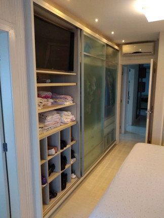 Imagem Apartamento com 3 Quartos à Venda,  em Centro - Criciúma