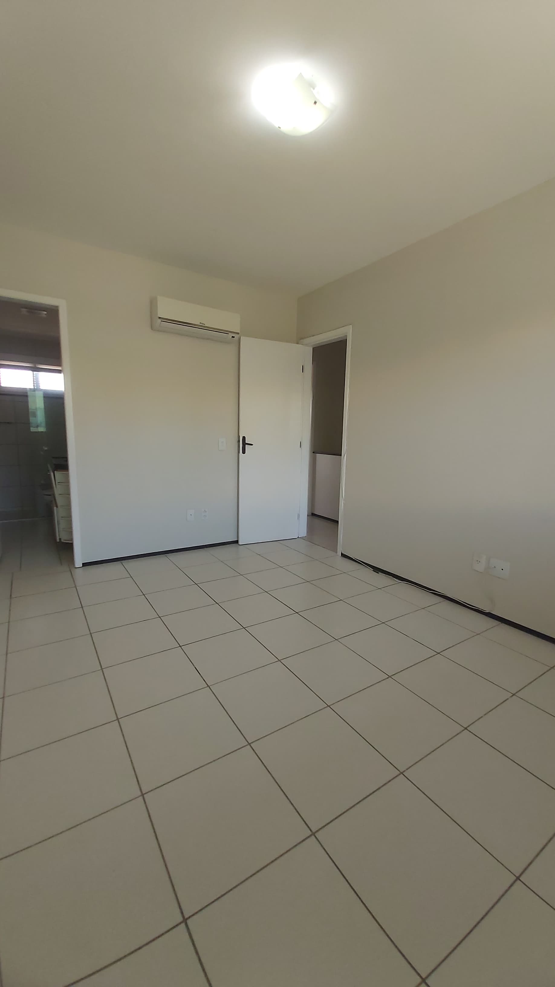 Imagem Casa de Condomínio com 3 Quartos à Venda, 131 m² em Engenheiro Luciano Cavalcante - Fortaleza Imagem Casa de Condomínio com 3 Quartos à Venda, 131 m² em Engenheiro Luciano Cavalcante - Fortaleza