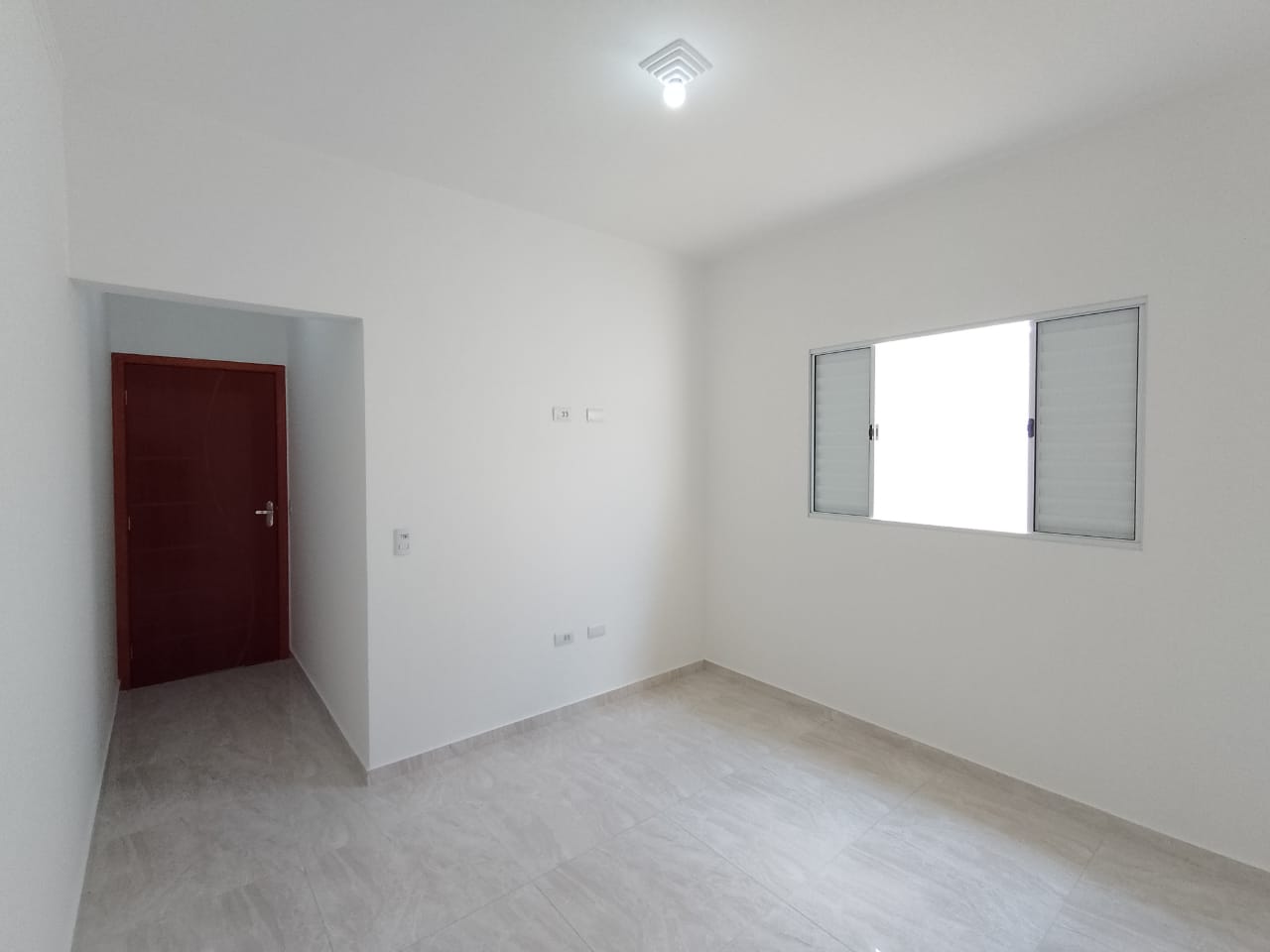 Imagem Casa com 3 Quartos à Venda, 71 m²em CIDADE NOVA ARUJA  - ARUJA 