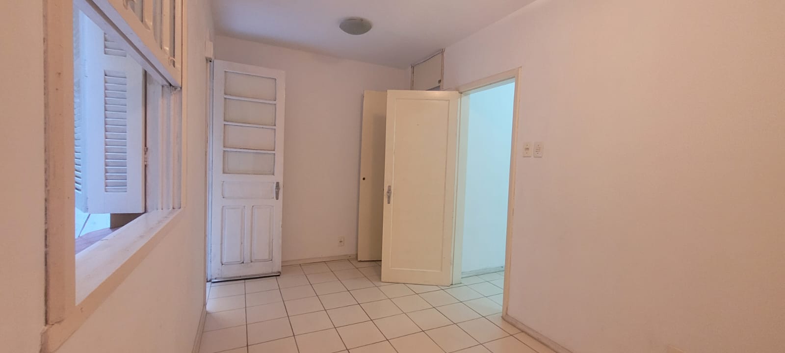 Imagem Sala Comercial à Venda, 27 m²em Centro - Santa Maria Imagem Sala Comercial à Venda, 27 m²em Centro - Santa Maria