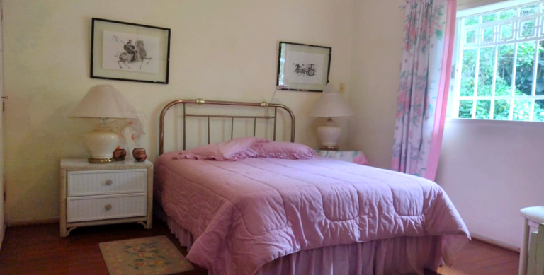 Imagem Casa com 6 Quartos à Venda, 300 m² em Bingen - Petrópolis Imagem Casa com 6 Quartos à Venda, 300 m² em Bingen - Petrópolis
