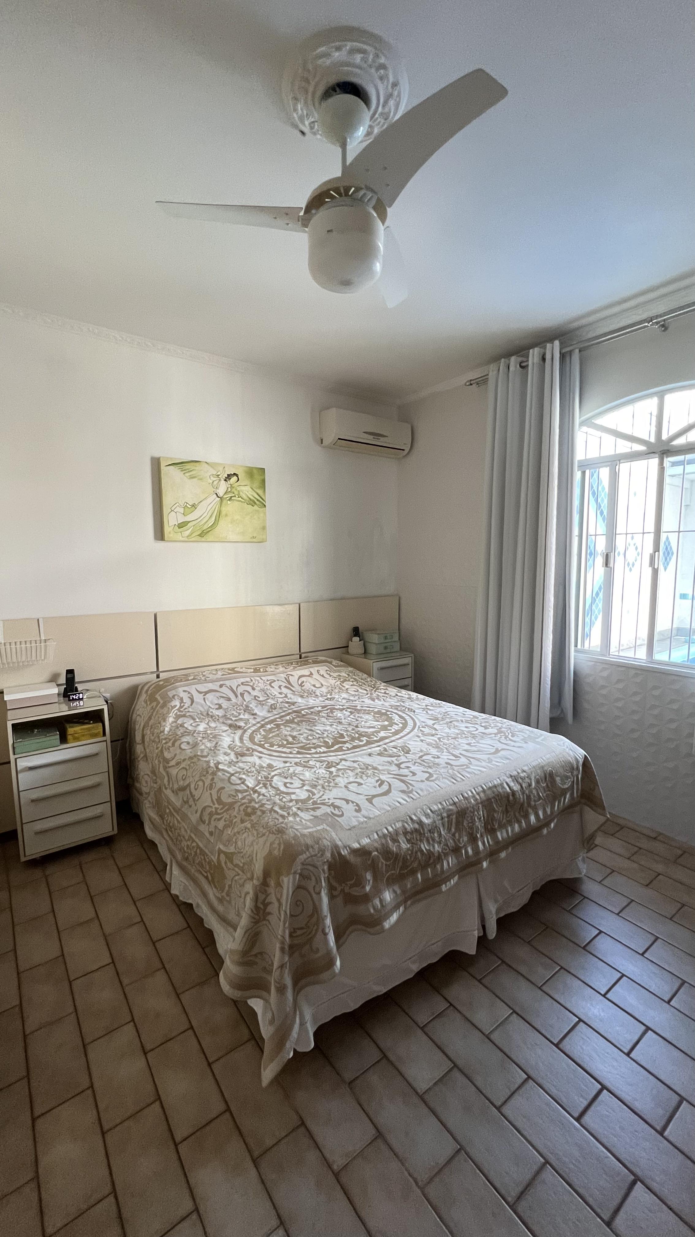 Imagem Casa com 3 Quartos à Venda, 166 m²em Barreiros - São José