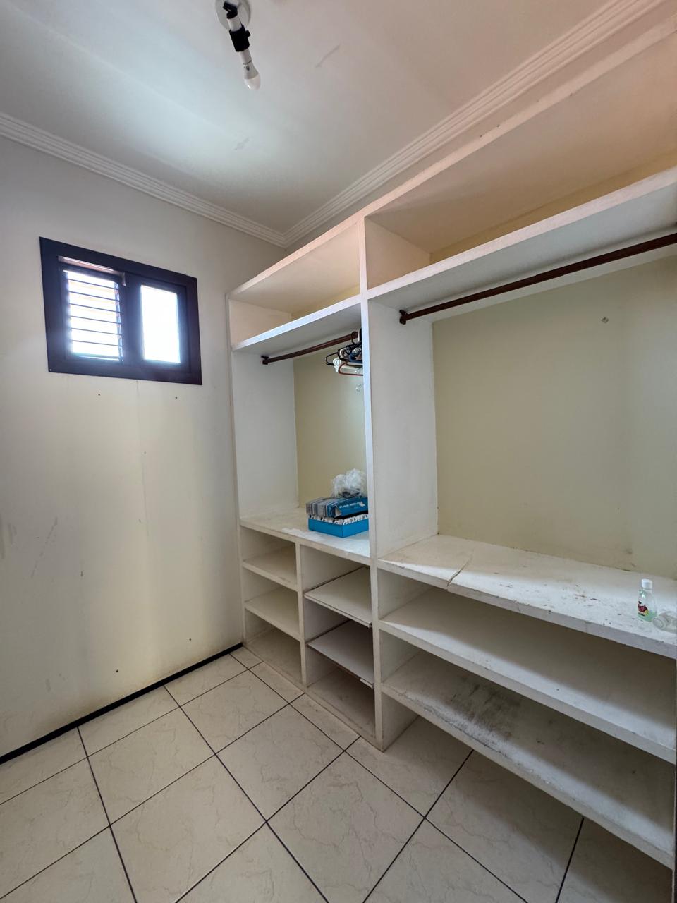 Imagem Casa com 5 Quartos à Venda, 480 m² em Cohajap - São Luís